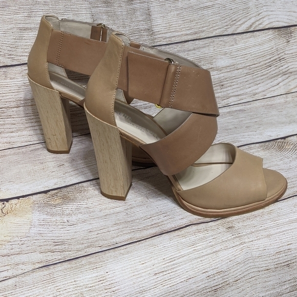 Kenneth Cole Sora stone sandal 7.5 - Picture 1 of 10